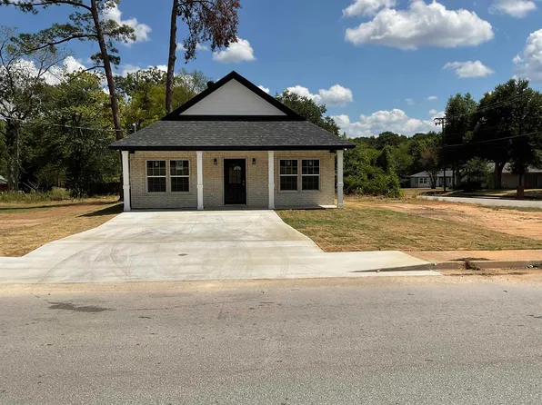 1708 S 12th St, Longview, TX 75602