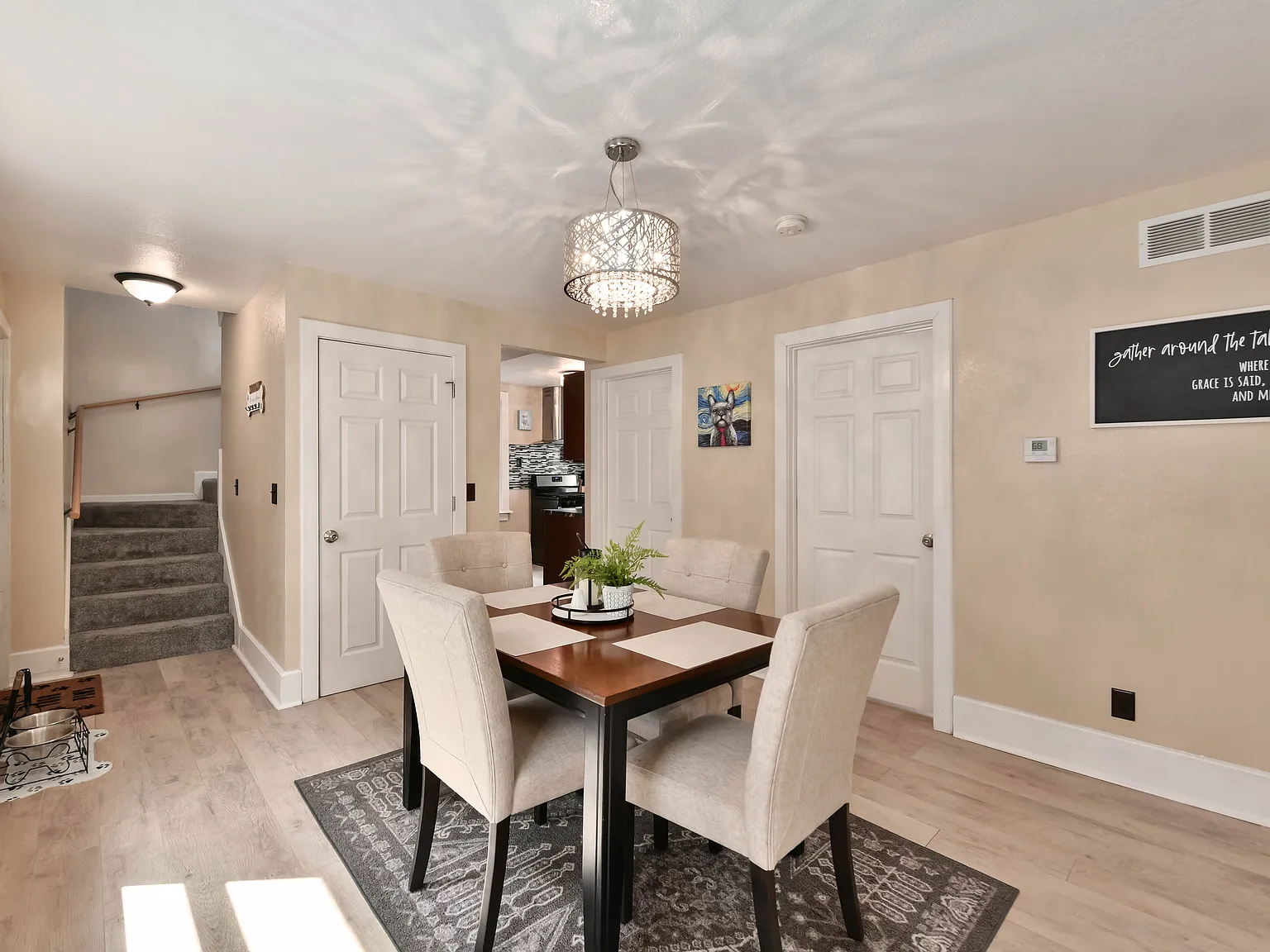 3 bed, 1760 sqft, $3,275 — Photo 4