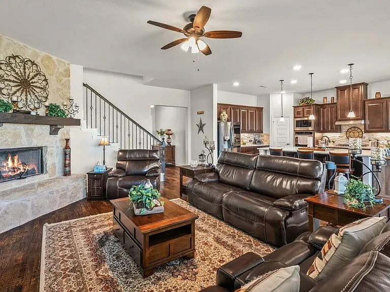 8701 County Road 502 — Photo 7