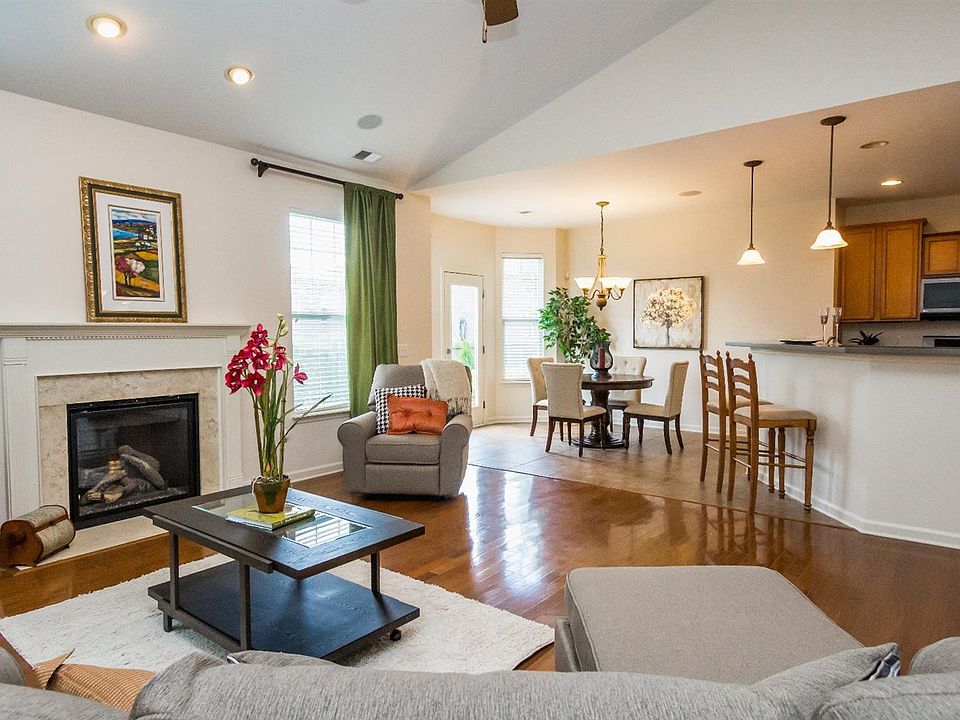 1st image of 400 Brannon Meadow Way