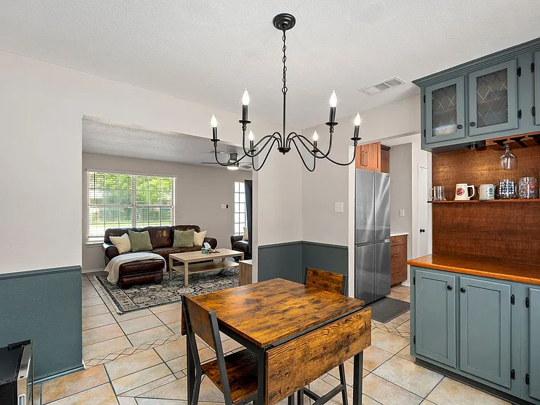7306 Park Trl W — Photo 10