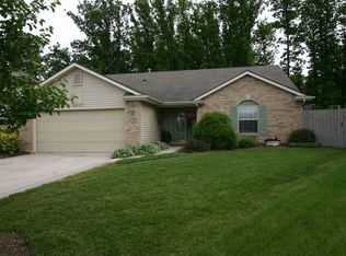 9810 Lodestone Dr, Fort Wayne, IN 46835