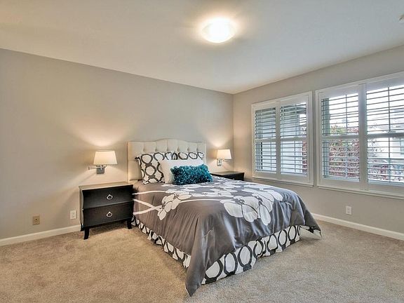 5th image of 1668 Vista Del Sol