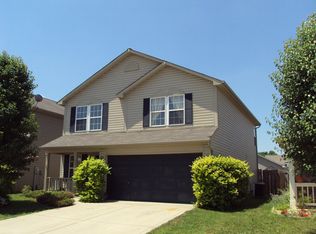 570 Suncatcher Dr, Avon, IN 46123