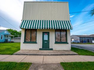 306 E Goldsborough St, Crown Point, IN 46307