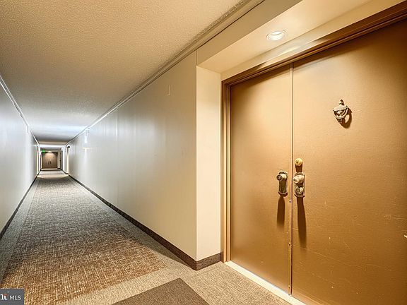 2nd image of 4100 N Charles St Unit 805