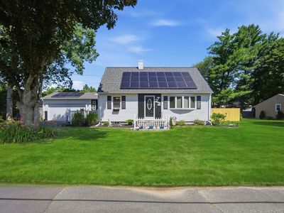 22 Coronet Cir, Feeding Hills, MA, 01030
