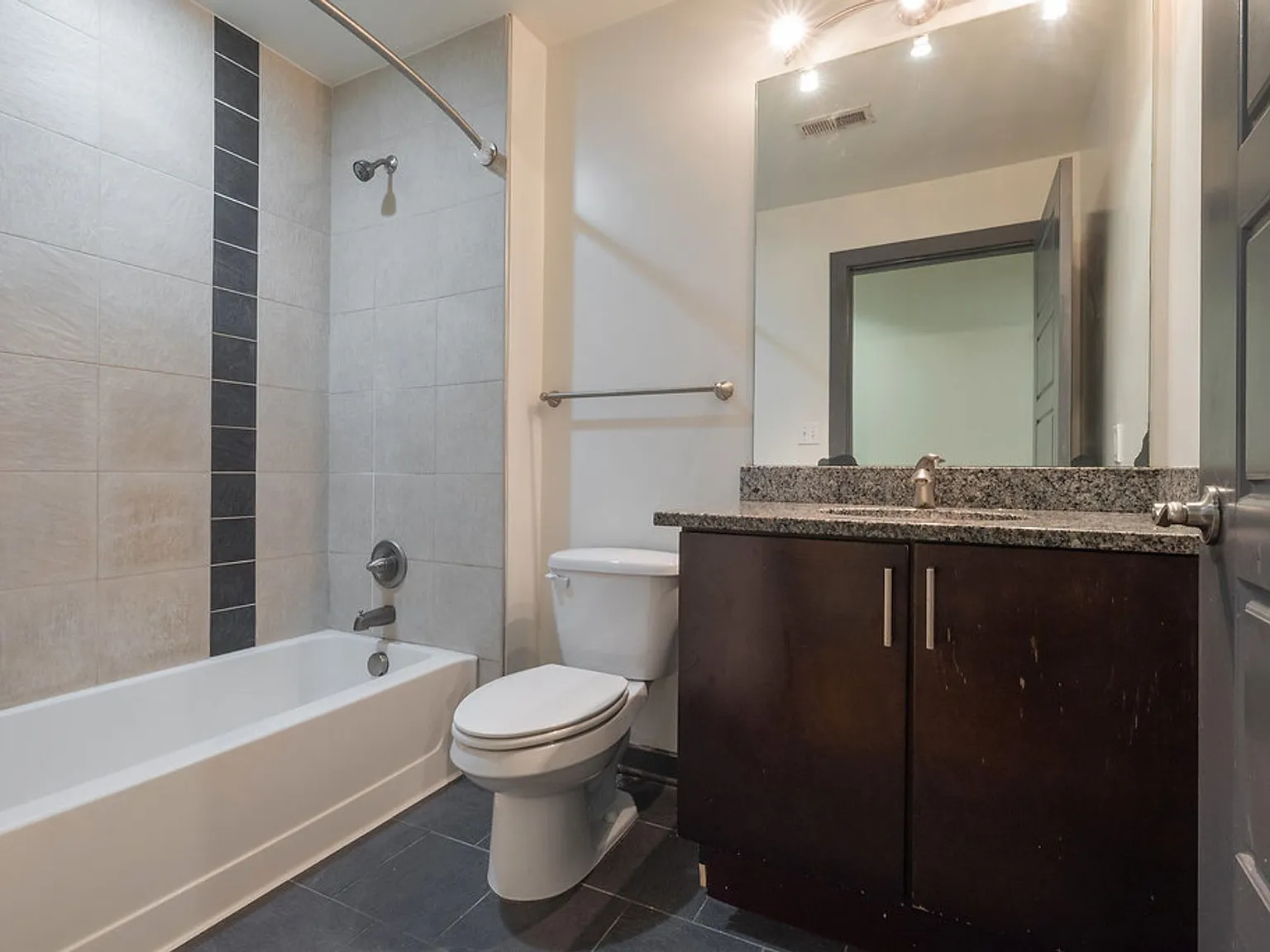 The Cameron Lofts — Photo 3