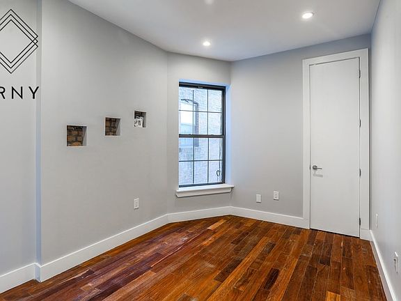 5th image of 125 Putnam Ave APT 1L