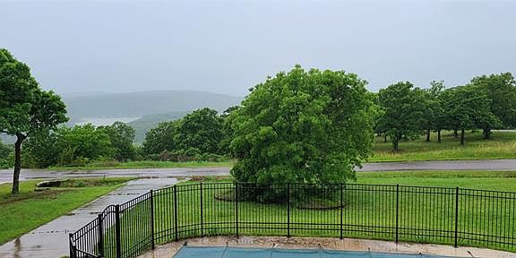 3rd image of 36681 Dogwood Ln