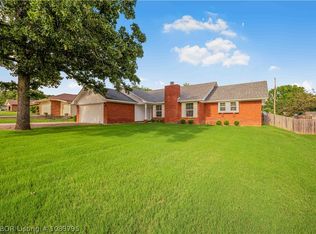 1410 Briarwood Dr, Alma, AR 72921