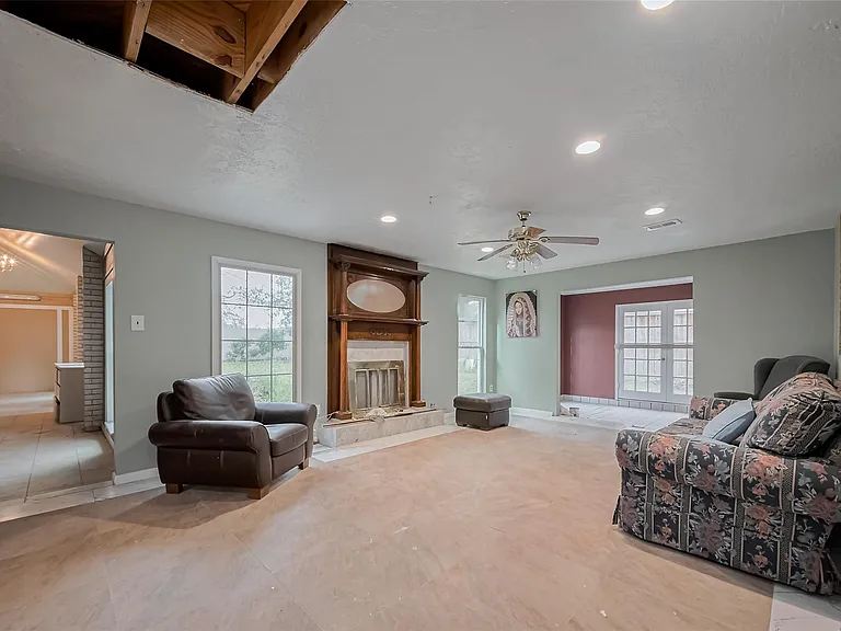 4015 Black Locust Dr — Photo 13