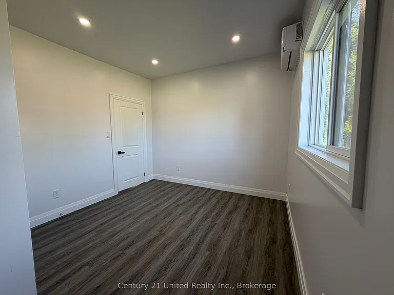 825 Cameron St #A — Photo 11