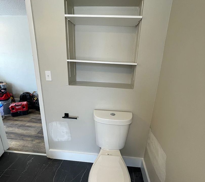 1st image of 4828 Liberty Ave APT 8
