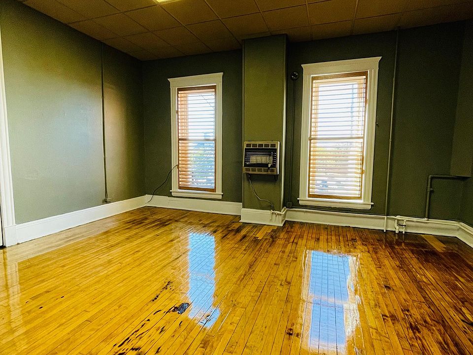 1st image of 213 E Court St Suite 209