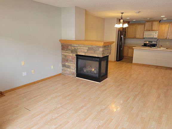 5th image of 2469 Dawes Pl Unit H