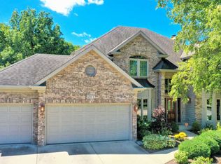 2577 Legacy Dr, Aurora, IL 60502