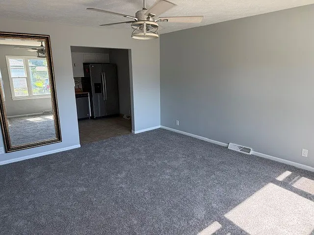 3 bed, 1026 sqft, $1,800 — Photo 3