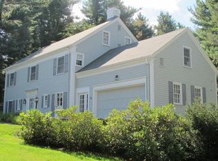 8 Westwood Cir, Worcester, MA 01609