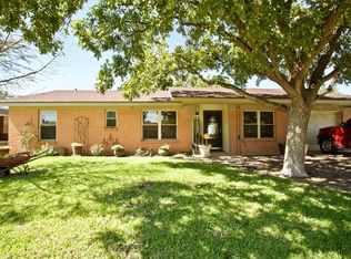 2504 Lynn Dr, Big Spring, TX 79720