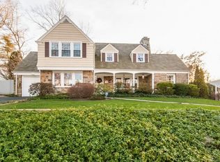 16 Highbrook Rd, Norwalk, CT 06851