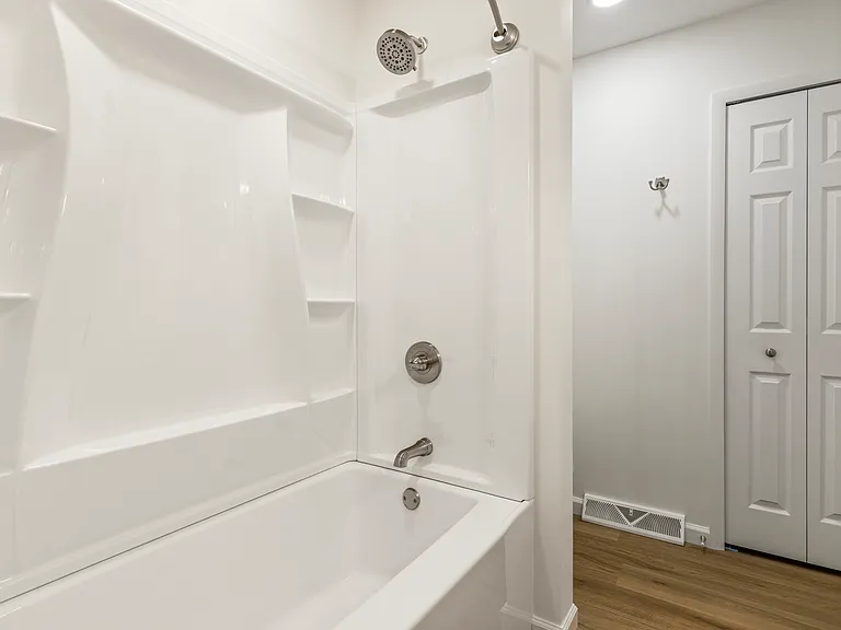 509 Forsythia Ln — Photo 18