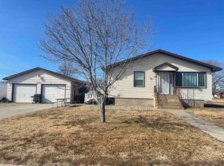 174 14th Ave, Columbus, NE 68601