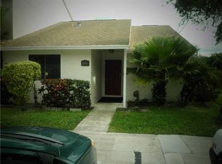 6401 Dockside Cir, Greenacres, FL 33463