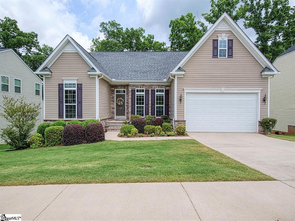 1st image of 113 Hedge Rose Ct