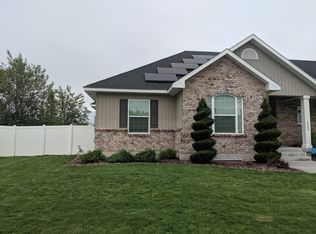 1045 Grassland Dr, Idaho Falls, ID 83404