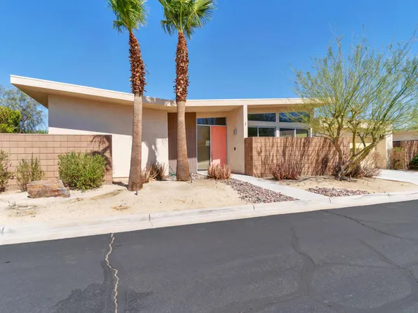 2703 Alexander Club Dr, Palm Springs, CA 92262