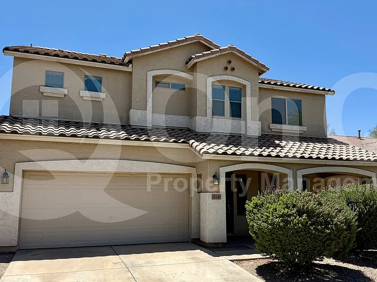 22249 E Calle De Flores — Photo 2
