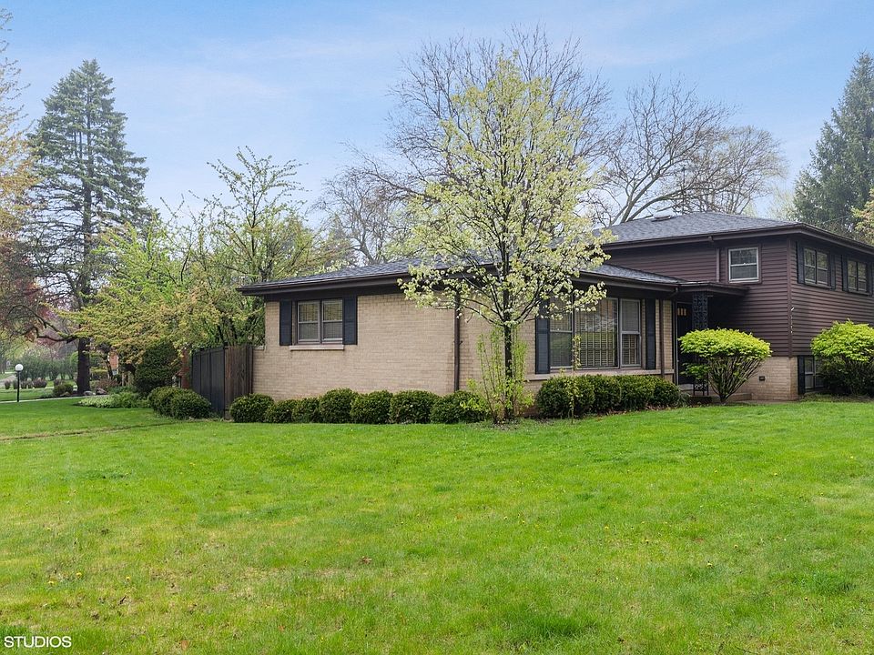 1st image of 2200 Sandy Ln