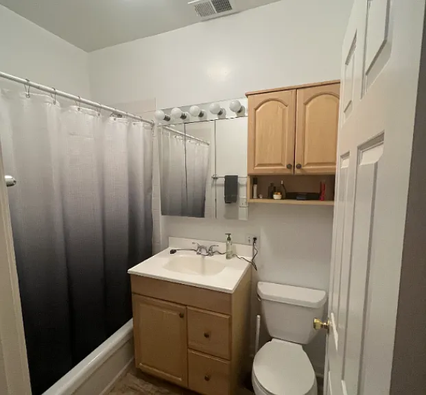 1346 N Bosworth Ave #2 — Photo 3