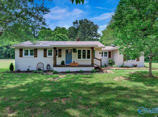2109 Hurricane Creek Rd, Gurley, AL 35748