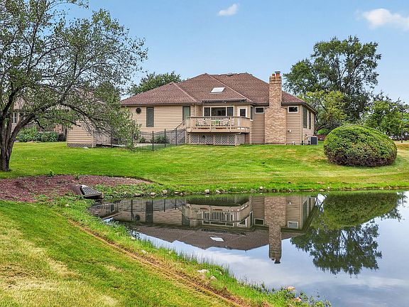 2nd image of 2189 Hidden Valley Dr