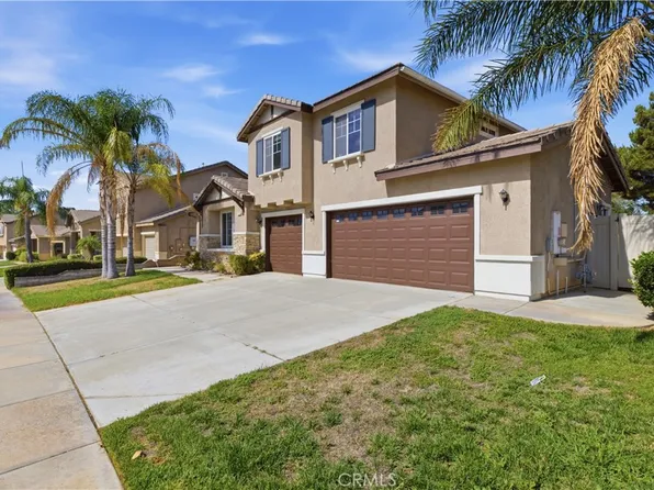 1129 N Shooting Star Dr, Beaumont, CA 92223