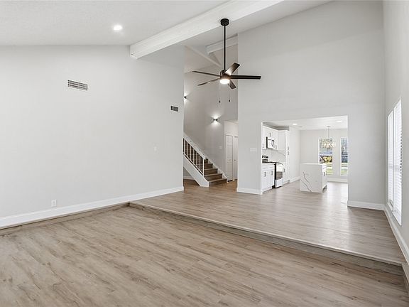 4th image of 5514 Round Rock Rd