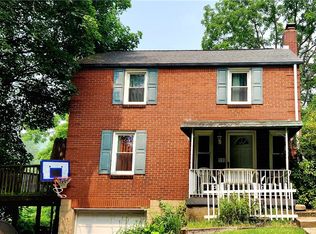 111 Collins Dr, Pittsburgh, PA 15235