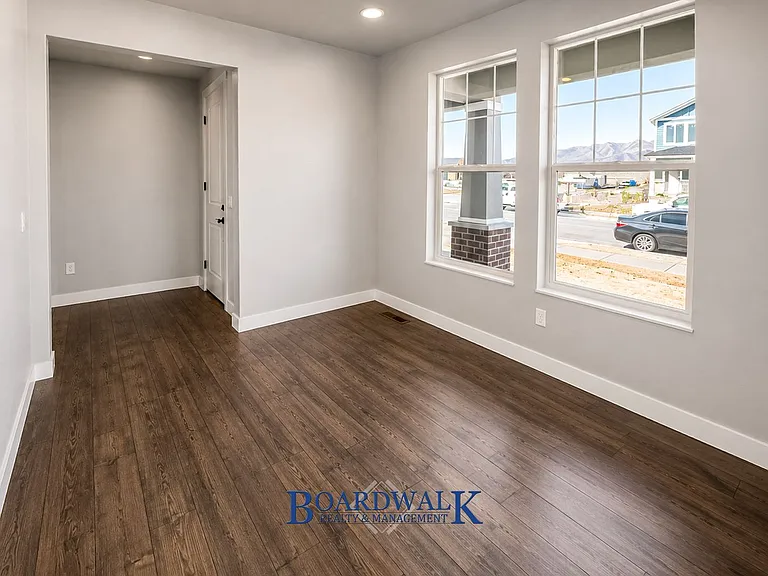 6386 N Wanlass Hl — Photo 4