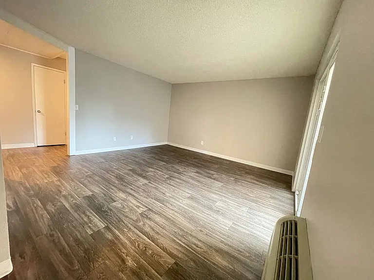 12550 SE Powell Blvd — Photo 41