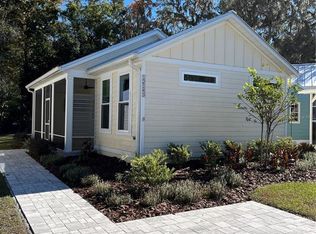 12143 Grand Oak Ln, Oxford, FL 34484