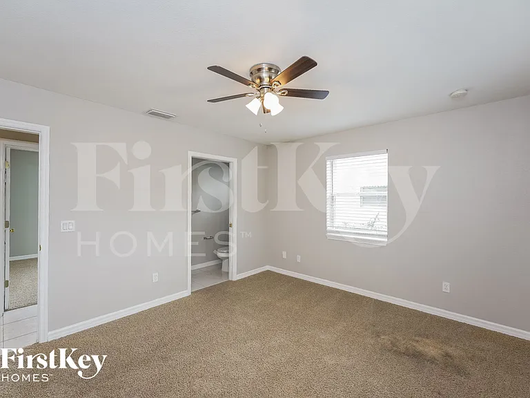 21426 Glendale Ave — Photo 8