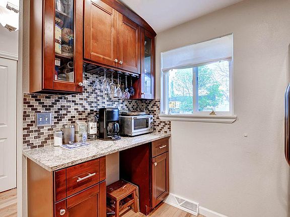 4th image of 3630 E 12th Ave
