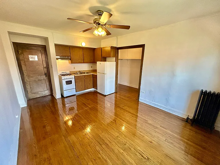 2256 N. Cleveland — Photo 22