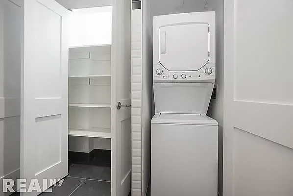 Rented by REAL New York | media 11