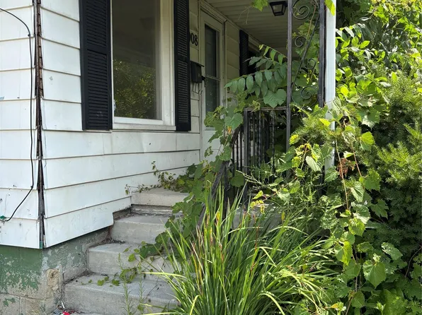 908 Barrie Ave, Flint, MI 48507