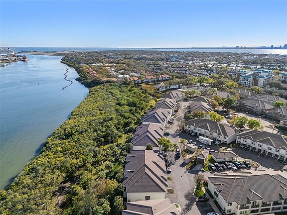 5th image of 1037 Normandy Trace Rd