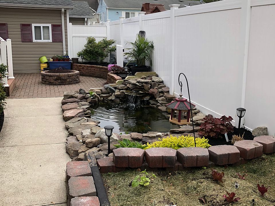 2nd image of 601 Ship Ave