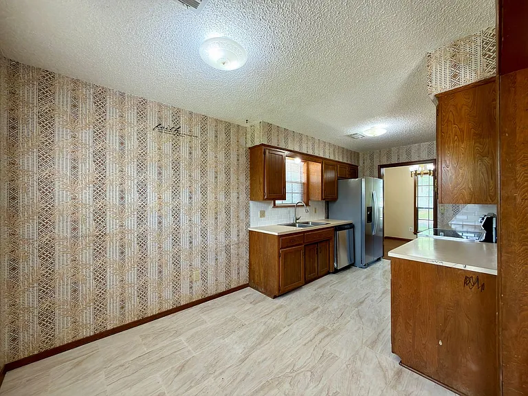9612 Apple Gate Dr — Photo 10